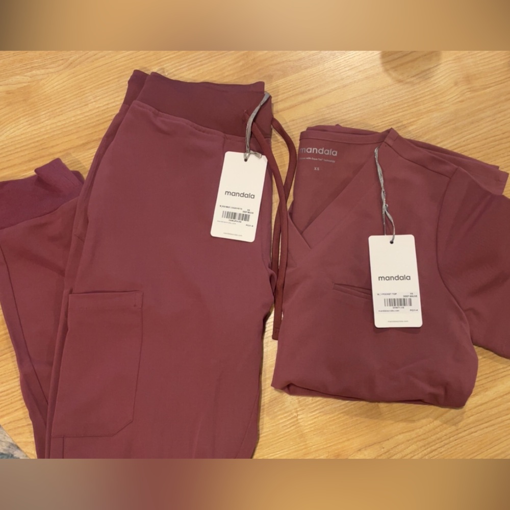 Mandala Mauve Scrub Set